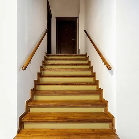 Wierzbiecice For 4 Guests Near The Center Of By Renters Διαμέρισμα *